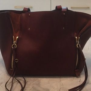 Chloe Medium Milo Calfskin Leather Tote